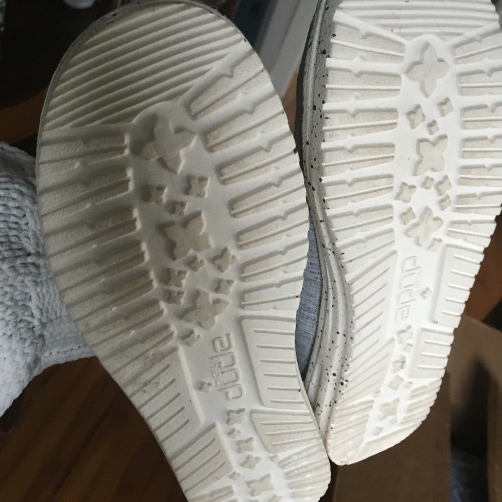 Women’s size 6 Hey Dude sneakers.